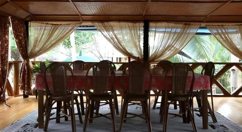 67Th Heaven Holiday Resort Lucbuan Buitenkant foto
